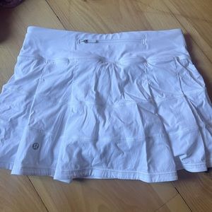 Lululemon pace rival skirt